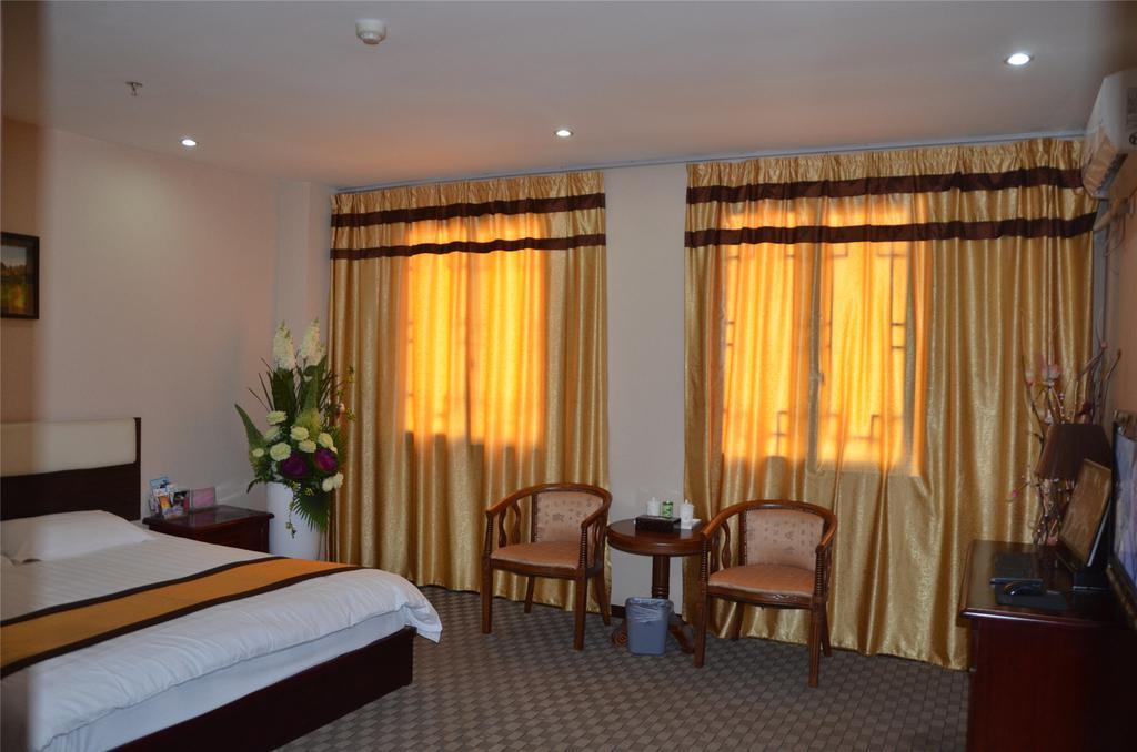Wudangshan Yinjie Holiday Hotel Danjiangkou ภายนอก รูปภาพ