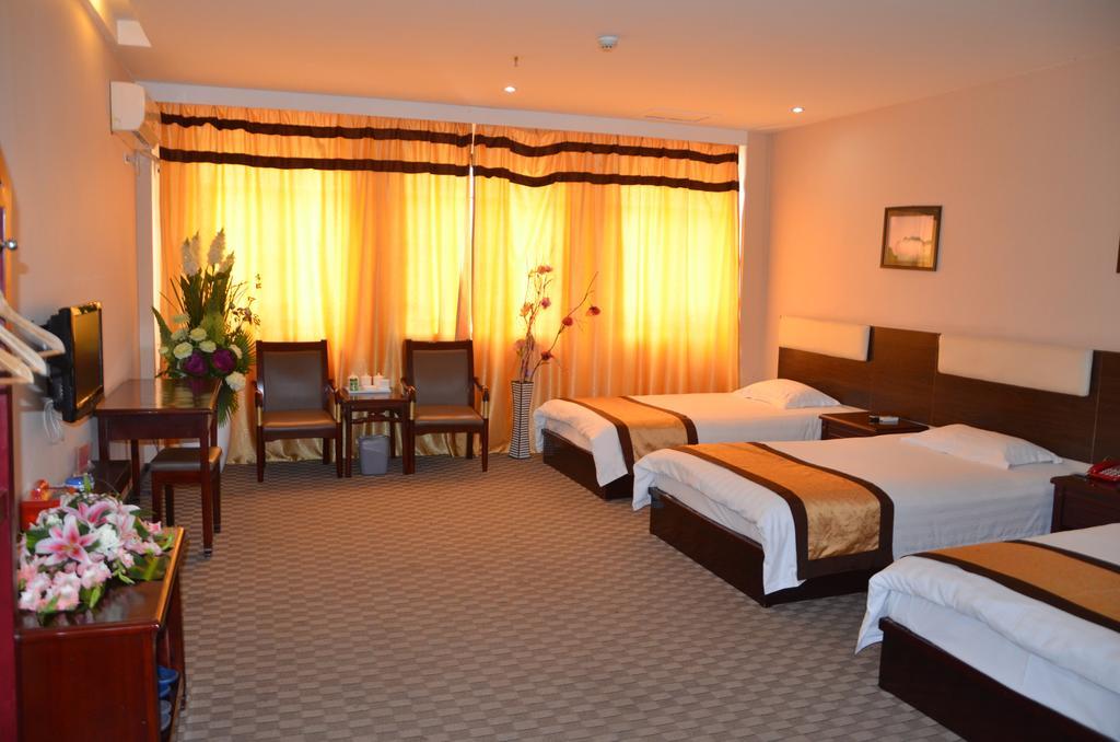 Wudangshan Yinjie Holiday Hotel Danjiangkou ห้อง รูปภาพ
